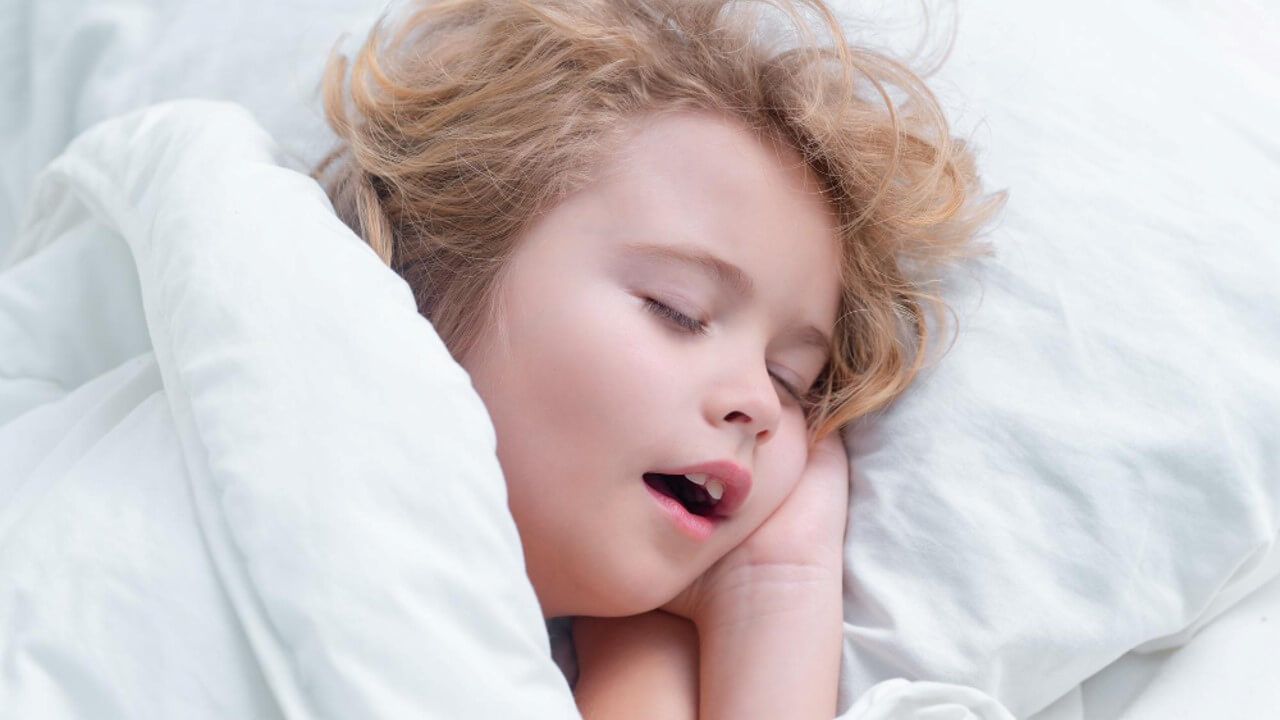 Assessing and addressing mouth breathing habits in children at Tooth Buddy Dental Clinic, and get treatment early.